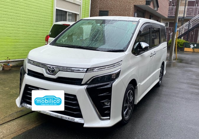 2021年式ヴォクシーZS