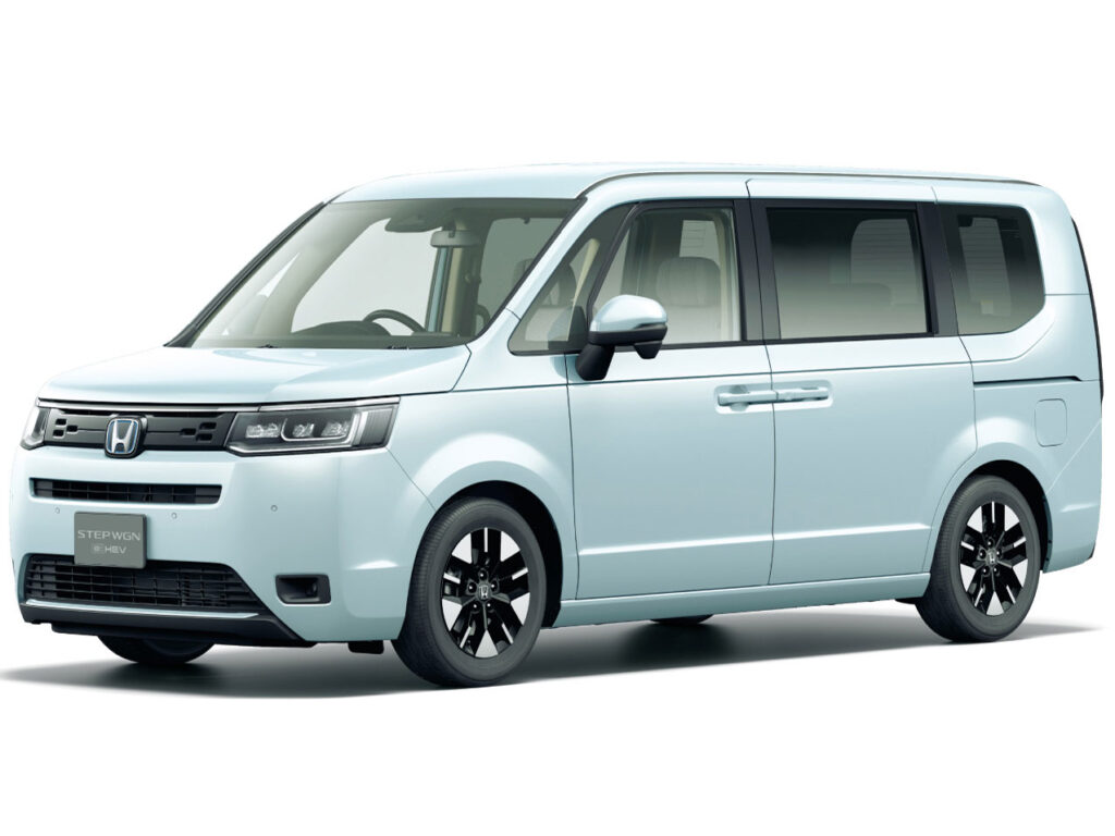 6代目（現行）RP6型 e:HEVスパーダ