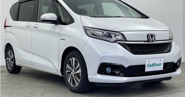 2021年式フリード ハイブリッドG ホンダセンシング(ホワイトパール・走行4万km)の外観